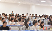 女优视频
新老生交流会